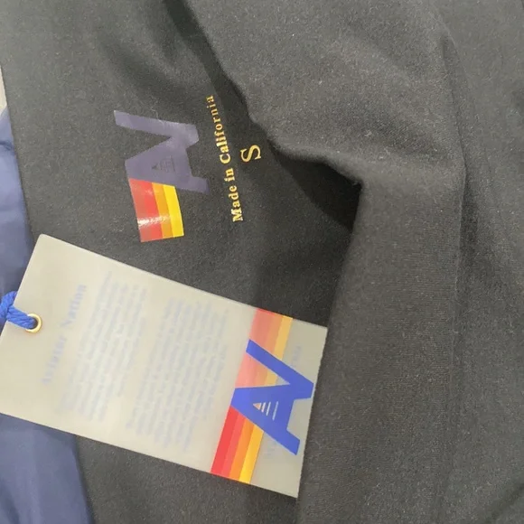 CHEVRON FULL LENGTH HI-RISE LEGGING - BLACK // colorful STRIPES - Picture 4 of 4